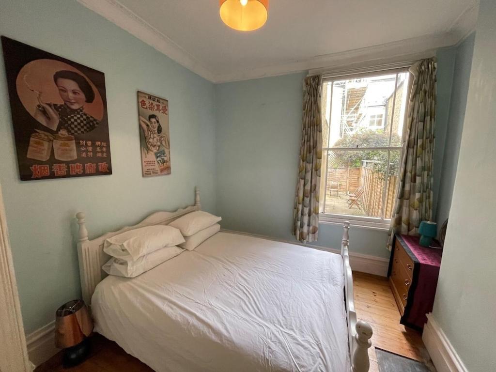 런던 Beautiful Ground Floor Garden Flat 아파트 외부 사진